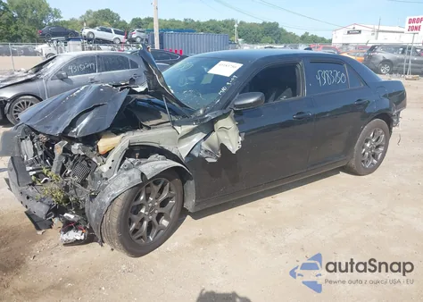 2016 Chrysler 300 300S из США, поврежденный, VIN 2C3CCAGG1GH253237